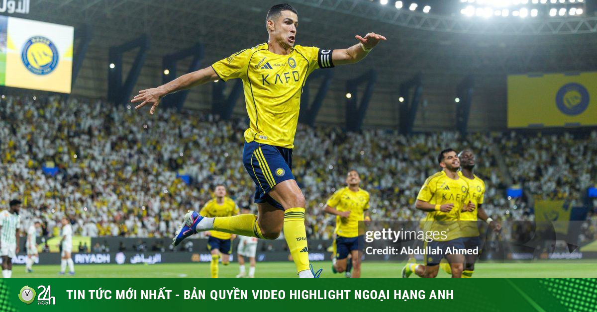 Rực rỡ Ronaldo lập cú đúp trong ngày trở lại, Al Nassr đại thắng để vững ngôi đầu