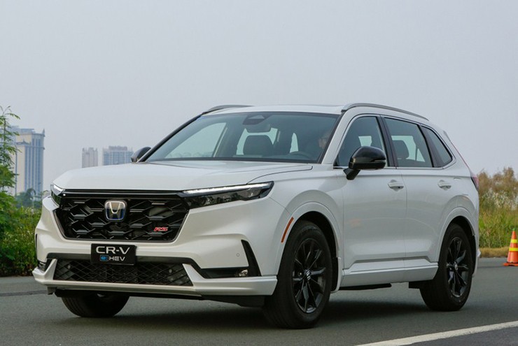 Honda CR-V hybrid ở vị trí thứ 6 (34,1%).