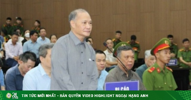 Cựu Thứ trưởng Hoàng Văn Thắng bị tuyên phạt 4 năm tù