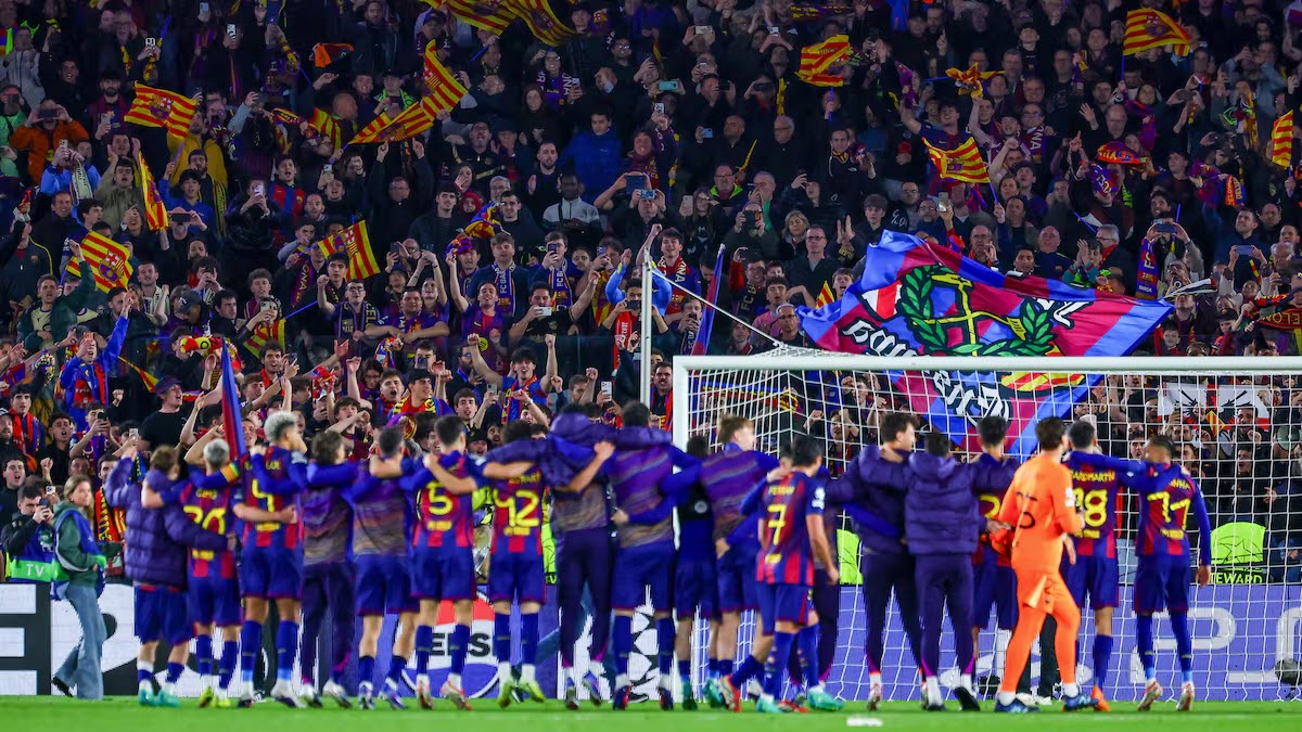 Barca khi đá sân nhà có lợi thế lớn trong việc triển khai lối chơi, kết hợp với sự cổ vũ của khán giả