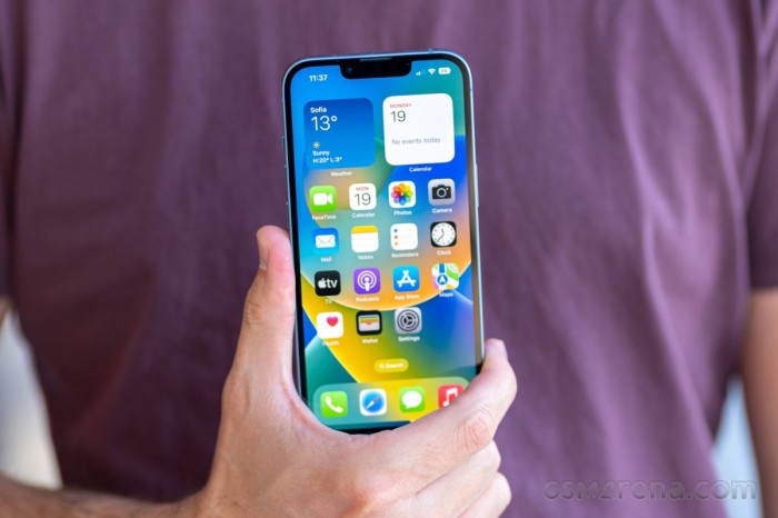 iPhone 14
