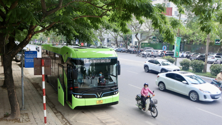 Tất Định