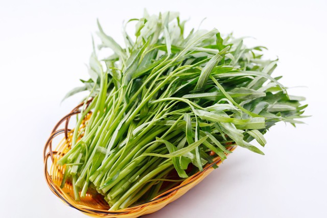 7 loại rau "ngậm" nhiều thuốc trừ sâu nhất chợ, toàn món quen thuộc của người Việt - 1