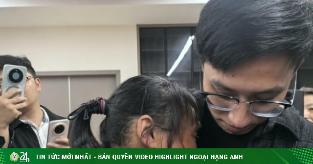 Đoàn tụ con sau 33 năm, người cha liệt giường bất ngờ đi lại