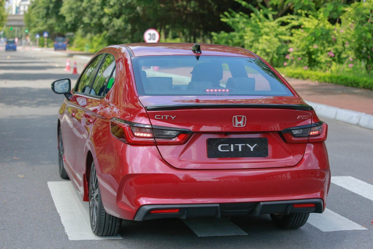 So sánh Honda City bản L và RS: Nên chọn phiên bản nào? - 14