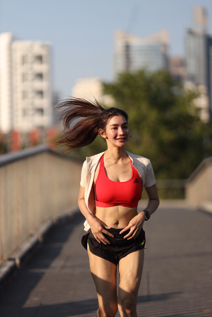 Ngọc nữ mặc bikini "xuyên thấu", lôi cuốn nhất giải chạy có 1 không 2 ở Thái Lan - 14