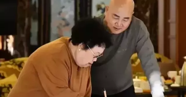 Hành trình xây dựng đế chế tỷ USD của doanh nhân 'vợ Đường Tăng'
