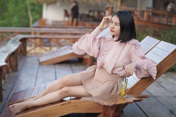 Bên cạnh đó, người đẹp cải tạo, xây dựng thêm một số hạng mục khác để không gian thêm phong phú, phù hợp với nhu cầu của các thành viên trong gia đình.