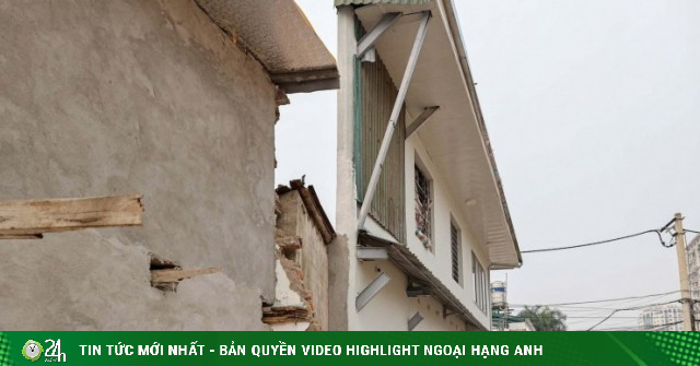 Hàng loạt ngôi nhà "kỳ dị" trên các tuyến đường mới mở ở Hà Nội, có nhà sâu không bằng một sải tay