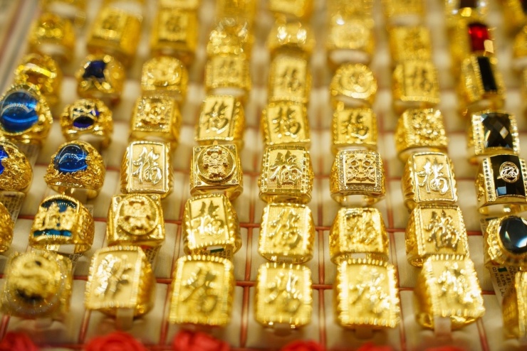 Giá vàng thế giới chốt tuần giảm. Ảnh: Minh Hiển