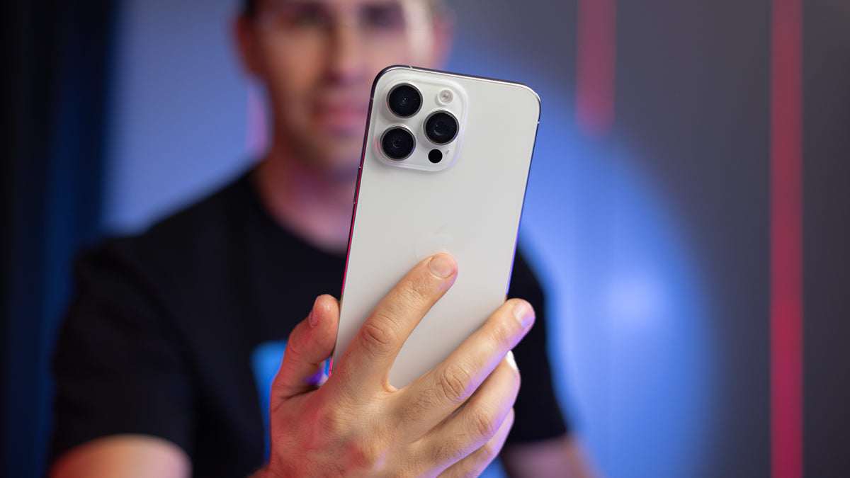 iPhone 15 Pro Max.