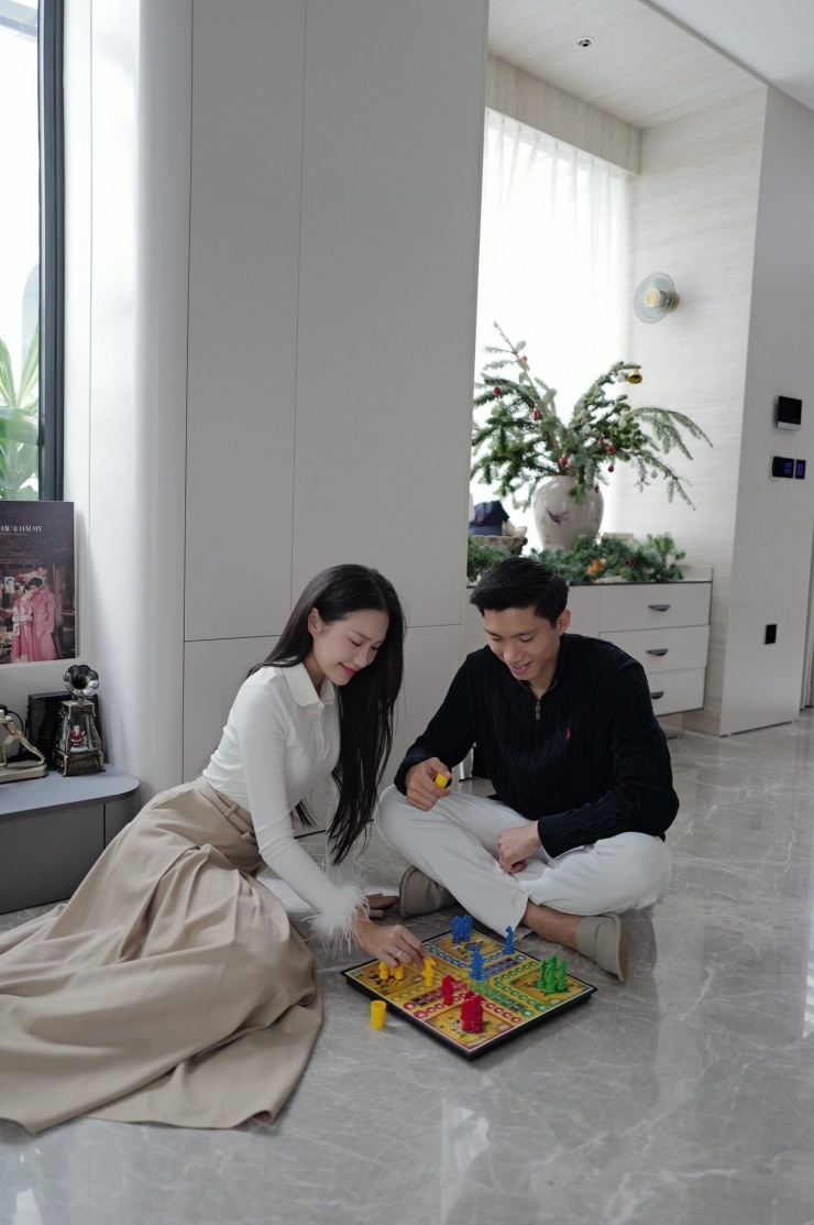 Cặp vợ chồng người đẹp - cầu thủ triệu người ngưỡng mộ - 6