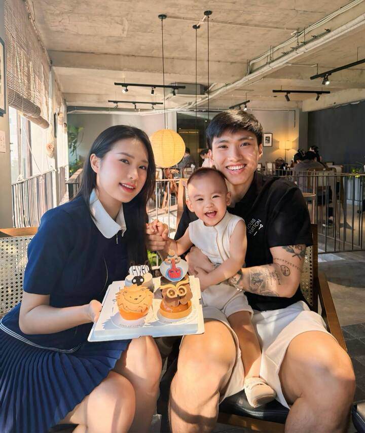 Bà xã cầu thủ Đoàn Văn Hậu: Từng lọt top 10 Hoa hậu Việt Nam, học vấn nổi bật - 9