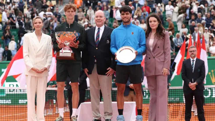 Sinner hạ Alcaraz chiếm luôn số 1 thế giới, lập kỳ tích sánh ngang Djokovic - Nadal - 2