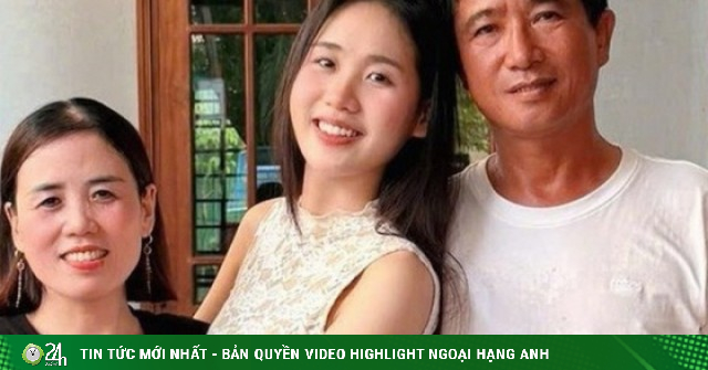 Bố là tài xế, mẹ nhân viên văn phòng của Á hậu quê xứ Huế lần đầu xuất hiện cùng con gái