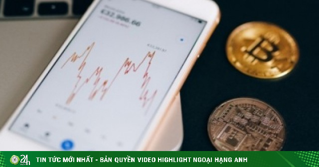 Người trẻ đổ tiền vào chứng khoán, crypto: Cơ hội lớn nhưng rủi ro không nhỏ