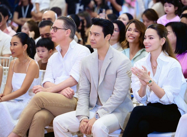 Học Hồ Ngọc Hà cách diện màu trắng 'sang xịn mịn': Tuyệt chiêu nâng tầm khí chất tuổi trung niên - 2