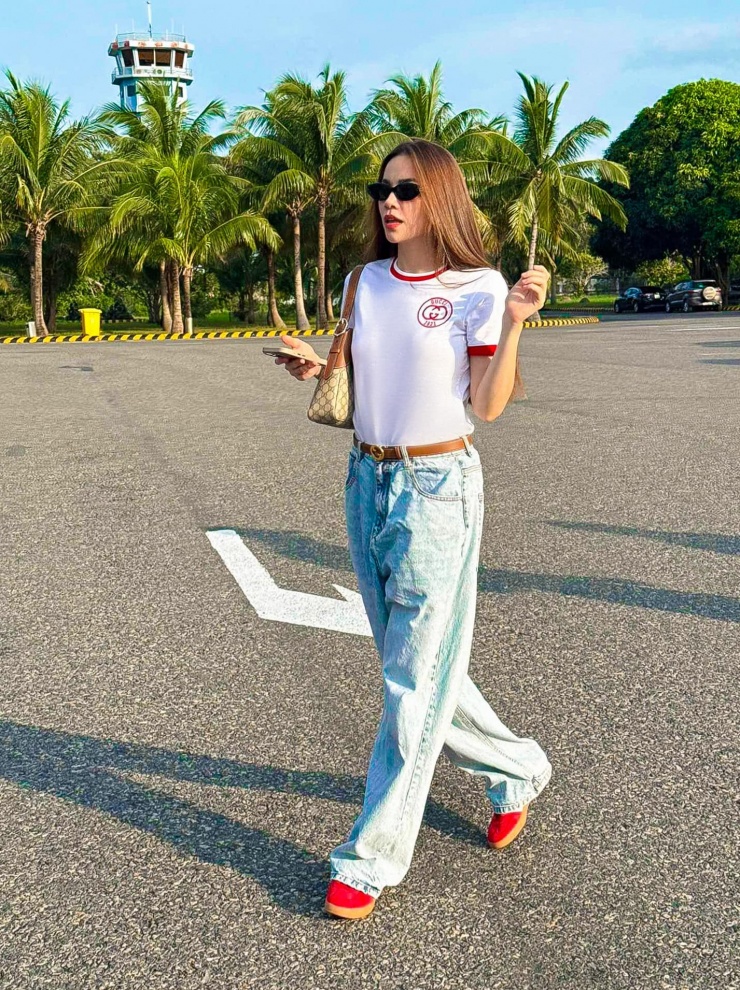 Học Hồ Ngọc Hà cách diện màu trắng 'sang xịn mịn': Tuyệt chiêu nâng tầm khí chất tuổi trung niên - 12