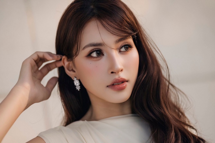 Fan trầm trồ thiết kế cut-out giúp Trần Tiểu Vy khoe 'thắt đáy lưng ong' gợi cảm - 7