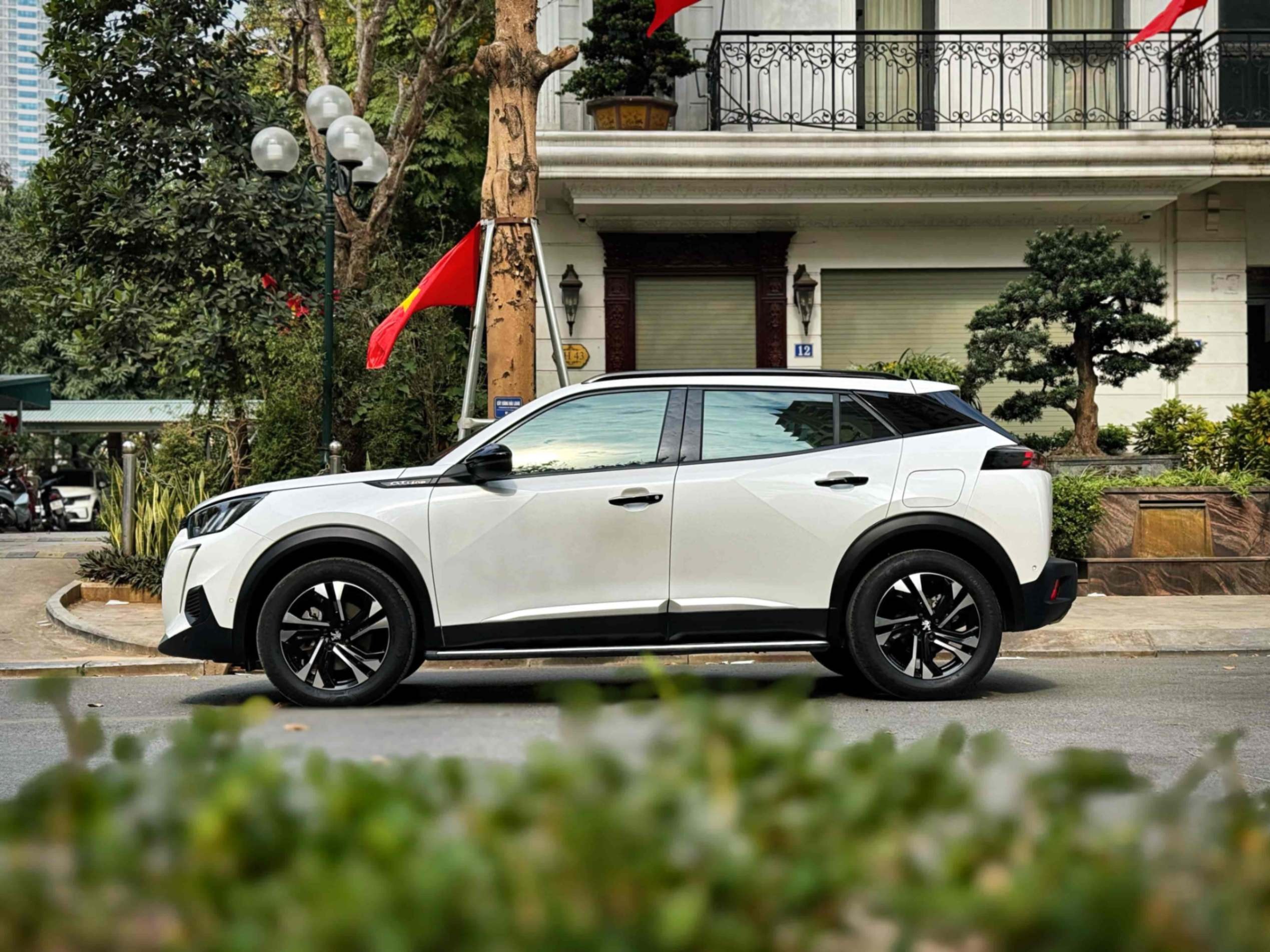 Những mẫu SUV rớt gi&aacute; nhanh tr&ecirc;n thị trường xe cũ - 1