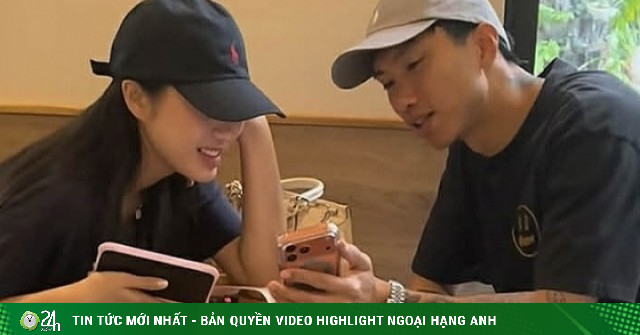 Doãn Hải My - Đoàn Văn Hậu diện đồ đôi xuống phố