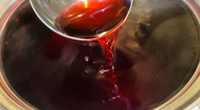 Nước lá tía tô dùng giải nhiệt ngày hè tốt