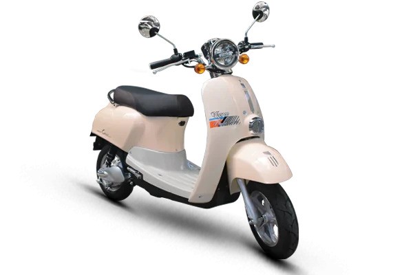 Crea Espero còn được trang bị nhiều tiện ích phù hợp với nhu cầu sử dụng thực tế.