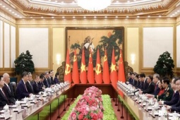 Tổng Bí thư, Chủ tịch nước Việt Nam và Trung Quốc trao đổi nhiều vấn đề quan trọng