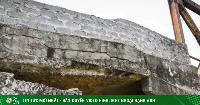 Hai cây cầu 'chờ sập' ở Ninh Bình