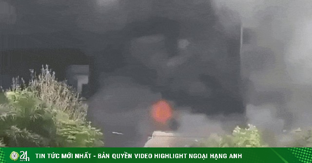 Cháy lớn thiêu rụi 7 ki-ốt ở Bắc Ninh