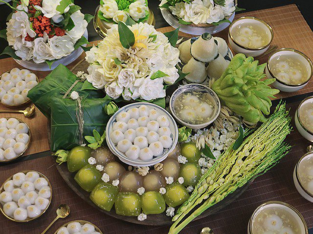 Bánh trôi bánh chay thường không thể thiếu trên mâm lễ cúng Tết Hàn Thực. Ảnh Vũ Thu Hương