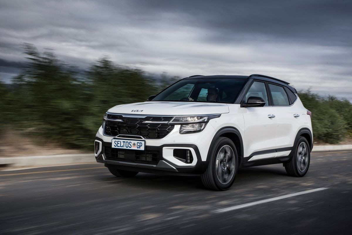 Kia Seltos vs Toyota Corolla Cross: Lựa chọn SUV đ&ocirc; thị n&agrave;o tốt hơn? - 4