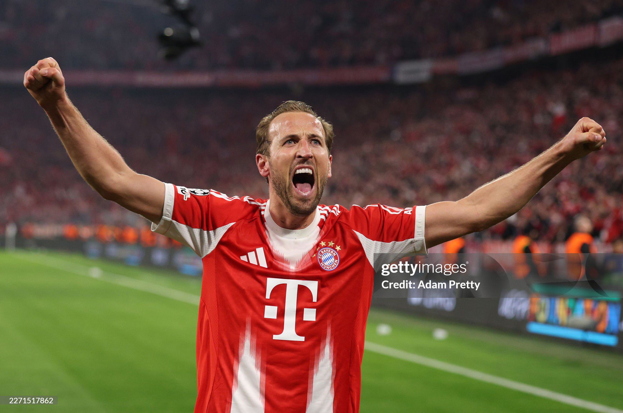 Hai đội đã tạo ra bữa tiệc tấn công mãn nhãn