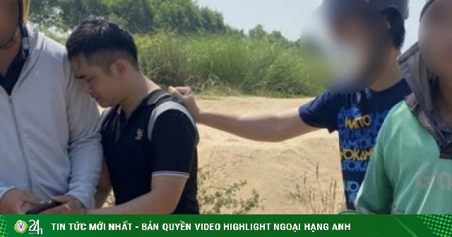 Giả vờ gọi điện, thanh niên cướp iPhone của tài xế Grab rồi bỏ chạy