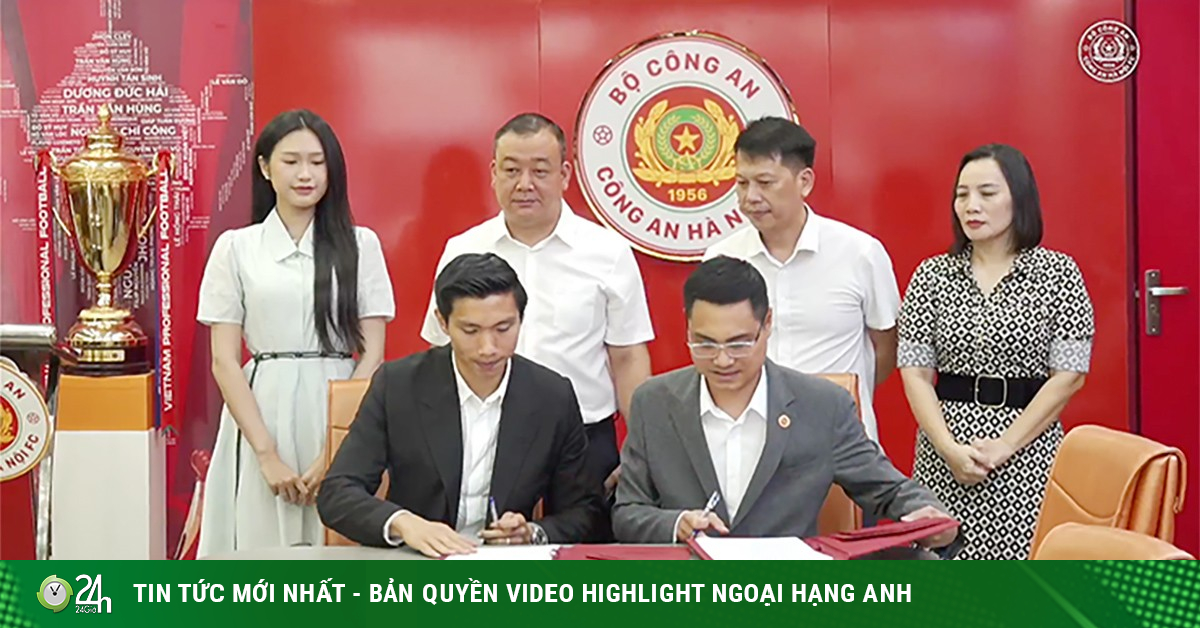 Doãn Hải My rạng rỡ cùng Đoàn Văn Hậu trong ngày gia hạn với Công an Hà Nội