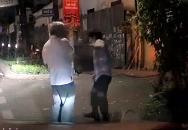 Cắt từ clip