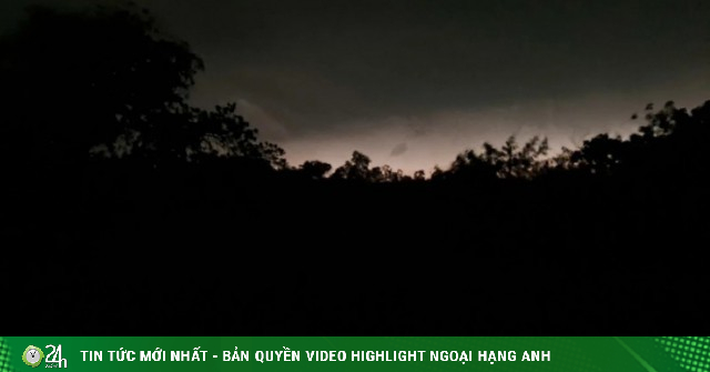 Hiện tượng lạ sáng 17/4 ở Thái Nguyên: Trời tối sầm như ban đêm, mưa dông, cây đổ khiến 1 người thiệt mạng