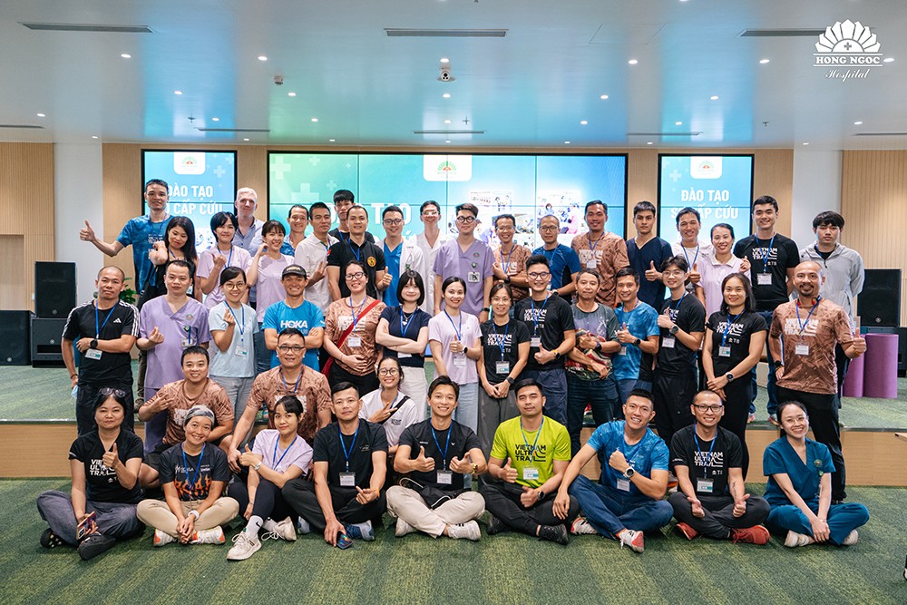 40 học viên hỗ trợ giải Hanoi Mountain Trail tham gia khóa học sơ cấp cứu