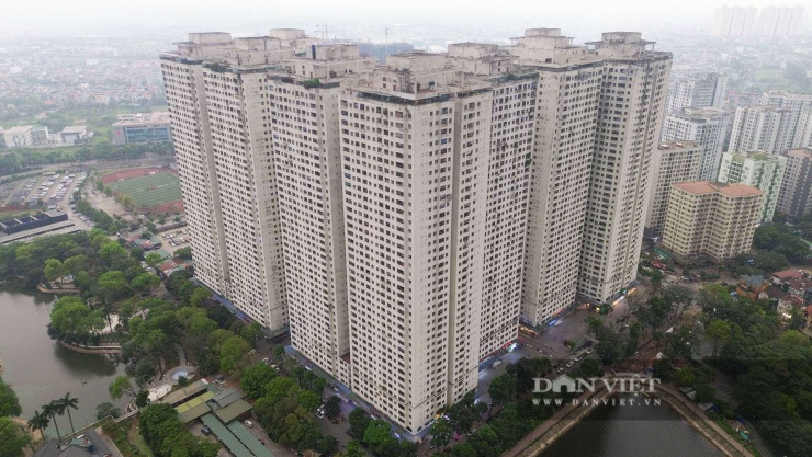 Dự án đã đi vào hoạt động từ năm 2015, hiện có khoảng 10.000 căn hộ và hơn 40.000 cư dân sinh sống. Tuy nhiên, đã hơn 10 năm trôi qua, các căn hộ tại đây vẫn chưa được cấp sổ đỏ do vướng nhiều sai phạm.