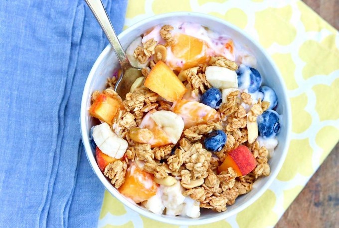 JJ từng giảm thành công 20 kg nhờ ăn sữa chua cùng các loại hoa quả, ngũ cốc thay cơm trắng.