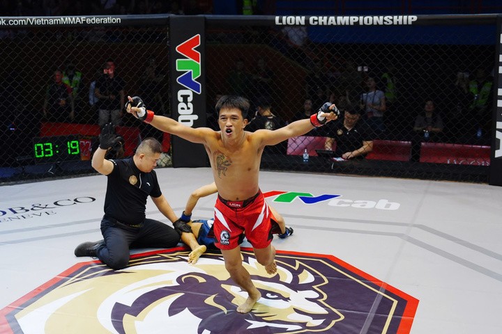 Lê Hoàng Đức từng vô địch muay thế giới.