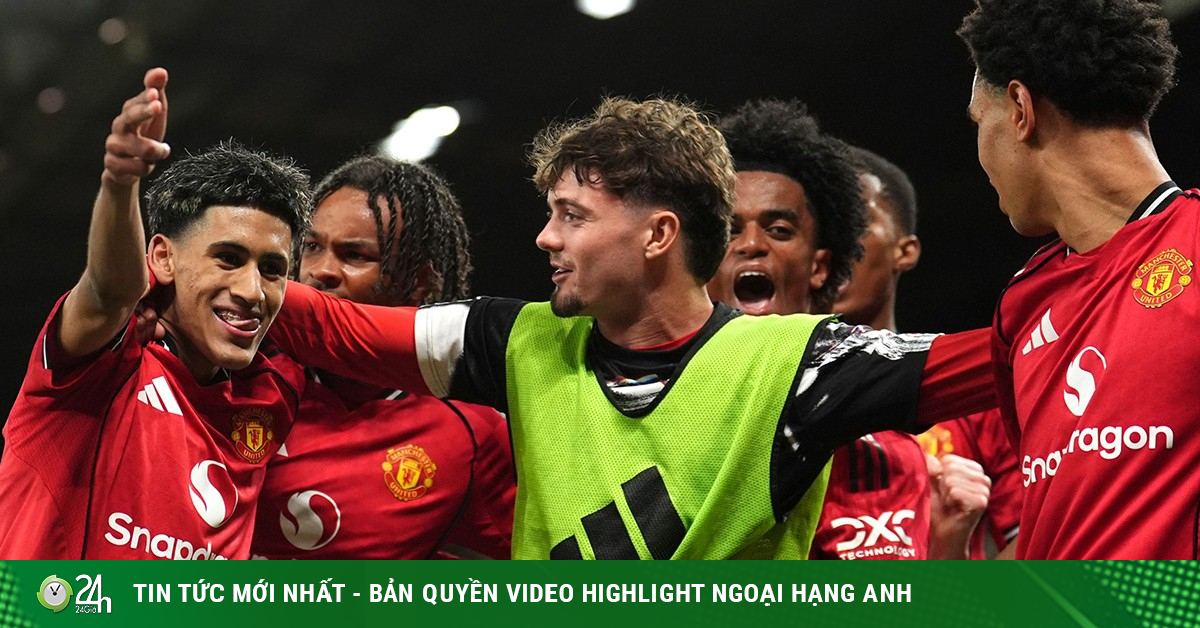 "Thần đồng" 15 tuổi tỏa sáng, U18 MU vào chung kết FA Youth Cup gặp Man City