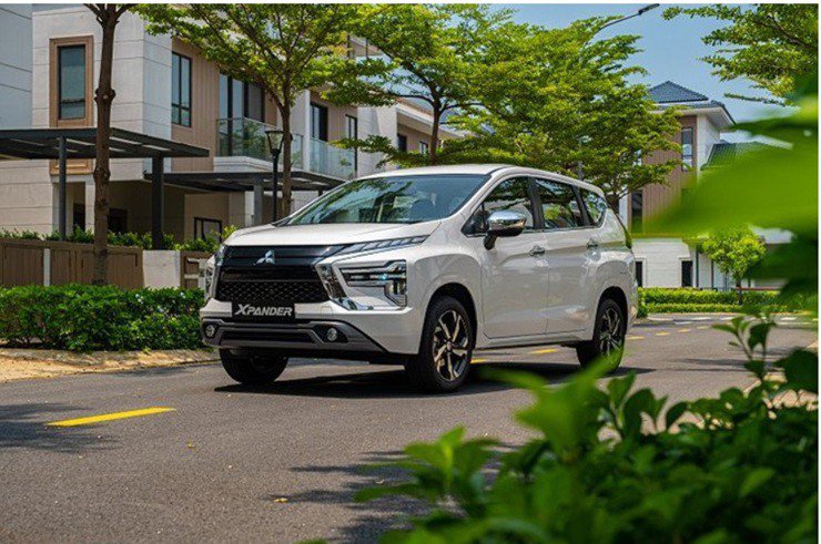 Veloz Cross - Xpander: Cuộc chiến giữa “đủ dùng và muốn nhiều hơn” - 8