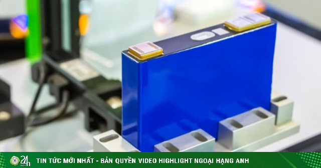 Ra mắt "siêu pin" sạc mãi không chai, không lo cháy nổ