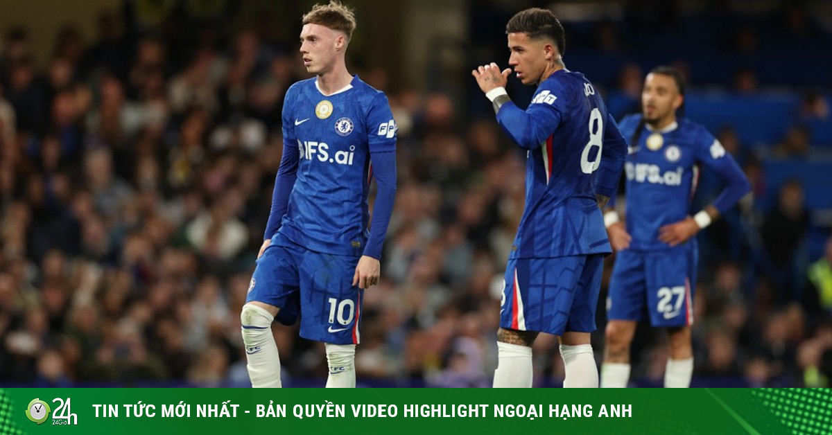 Chelsea lập kỷ lục buồn 28 năm: HLV Rosenior vẫn tin vào cửa dự Cúp C1