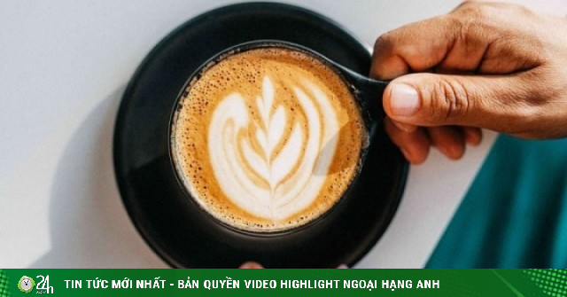 Đau dạ dày có cần kiêng uống cà phê?