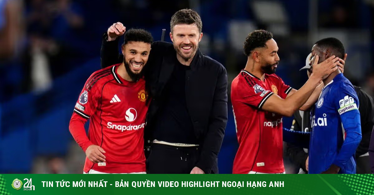 MU yên tâm vé dự Cúp C1, thầy trò Carrick định đoạt ở derby nước Anh gặp Liverpool