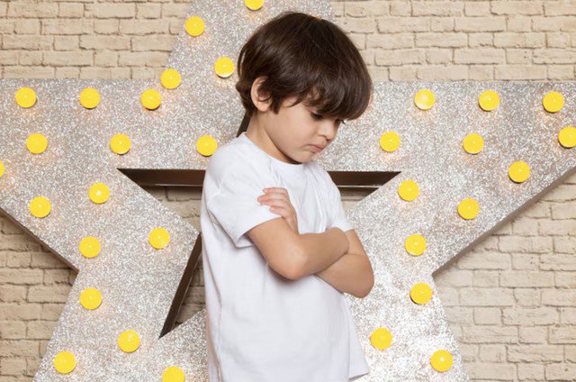 Khi thiếu ranh giới rõ ràng, trẻ không hình thành được tính kỷ luật, dẫn đến hành vi tùy hứng. Ảnh minh họa