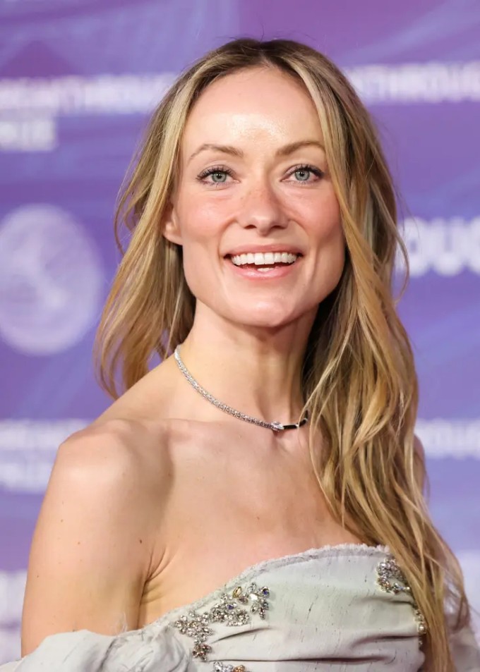 'Gái bốn con' Miranda Kerr khoe sắc vóc quyến rũ bên chồng tỷ phú - 8