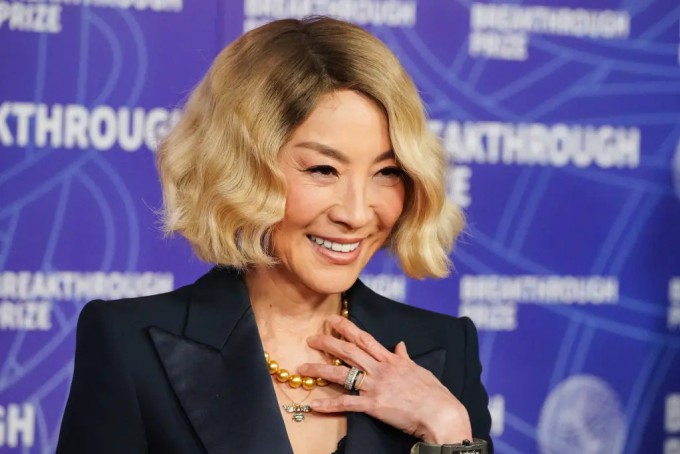 'Gái bốn con' Miranda Kerr khoe sắc vóc quyến rũ bên chồng tỷ phú - 9